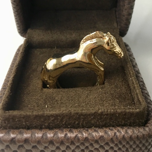 Forever 21 Fox and Horse Rings - Picture 4 of 4